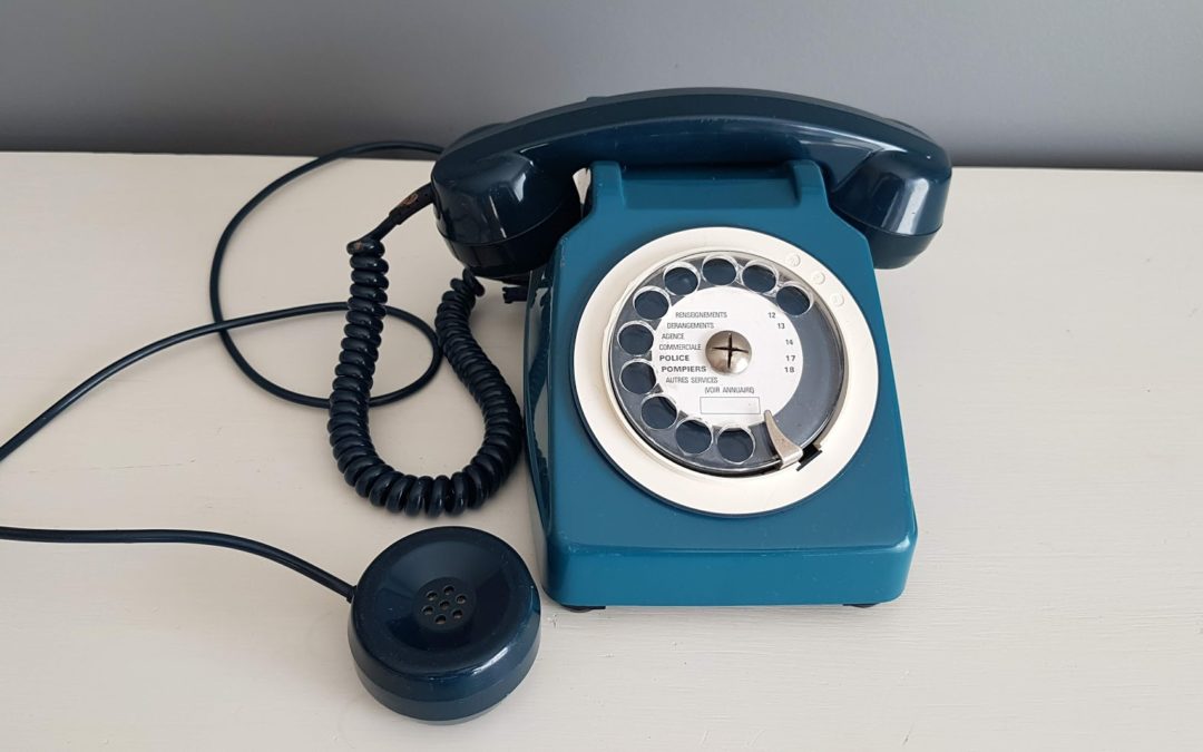 Location téléphone vintage: 5 €