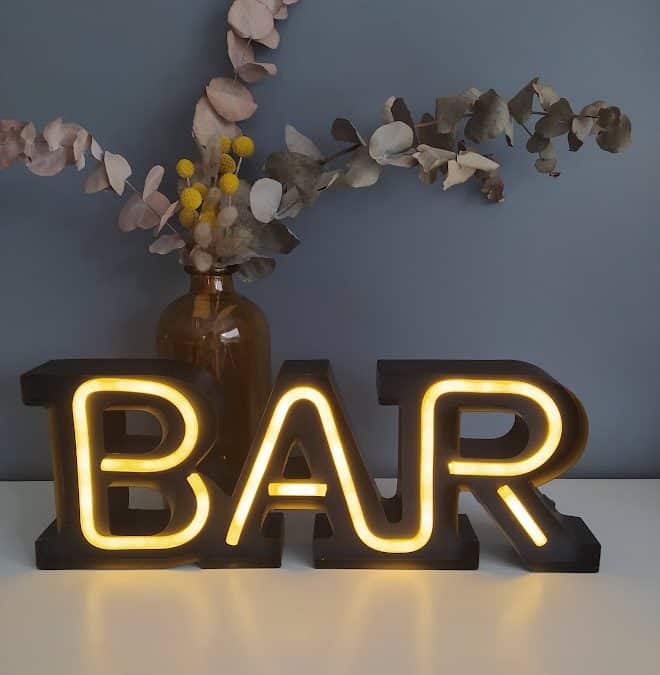 Location inscription Bar led : 10 €
